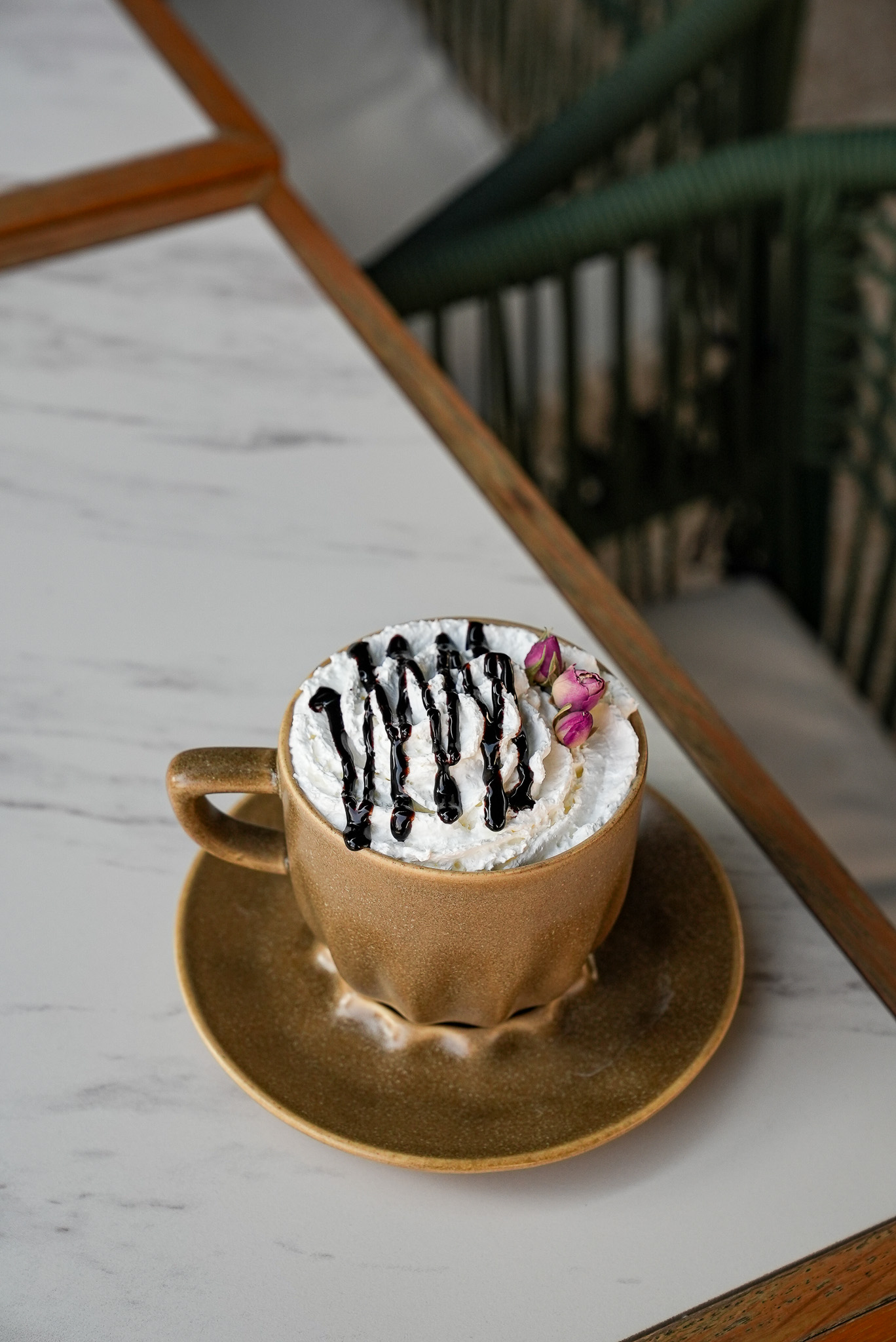 CHOCOLATE ROSE MOCHA